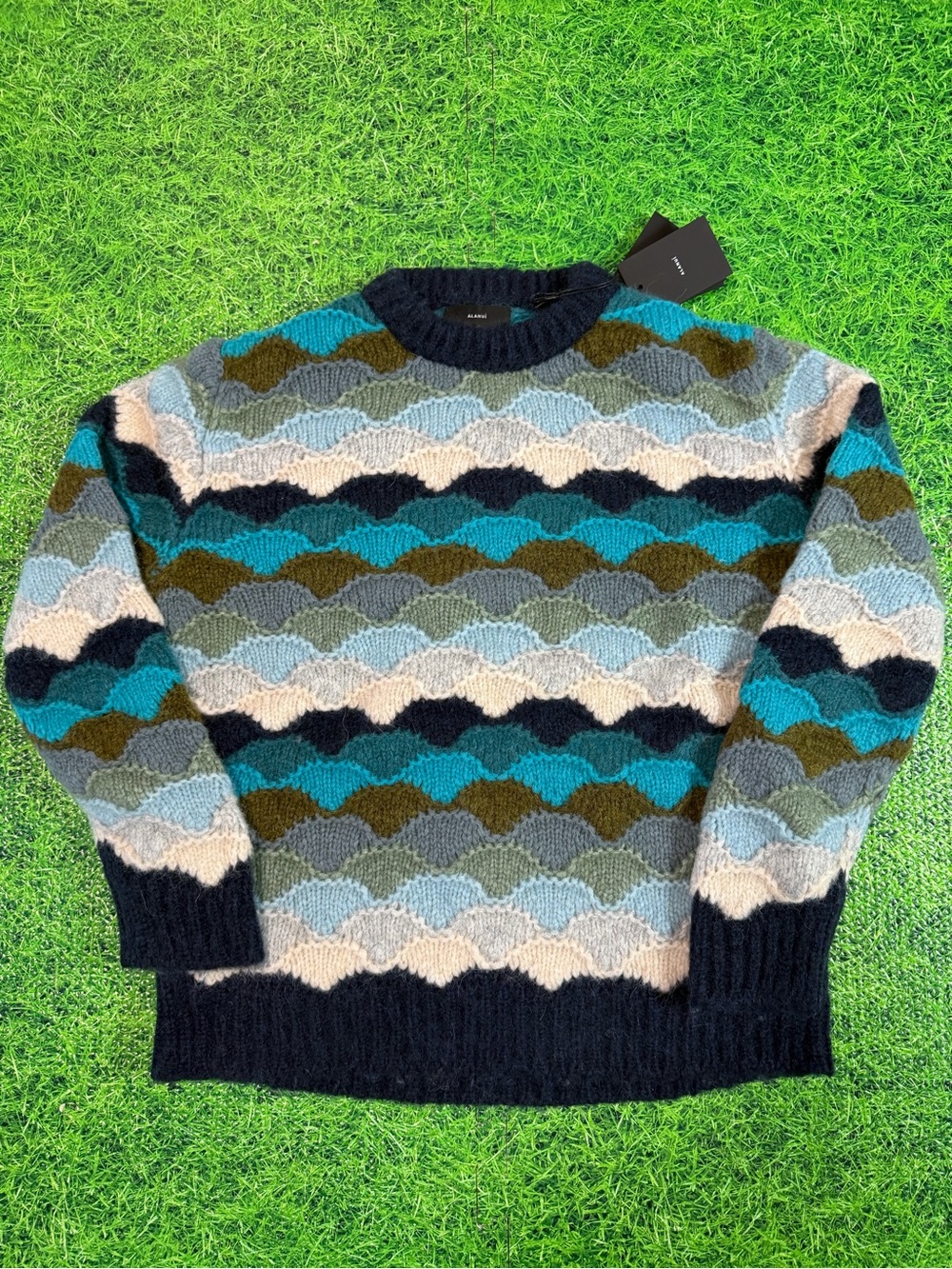 Alanui Mens Alpaca Sweater Under The Nothern Sky Size Small NWT 21x25